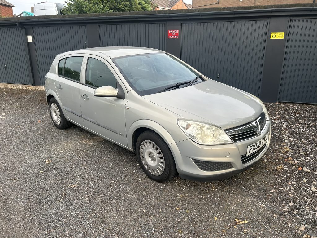 AUTO ASTRA